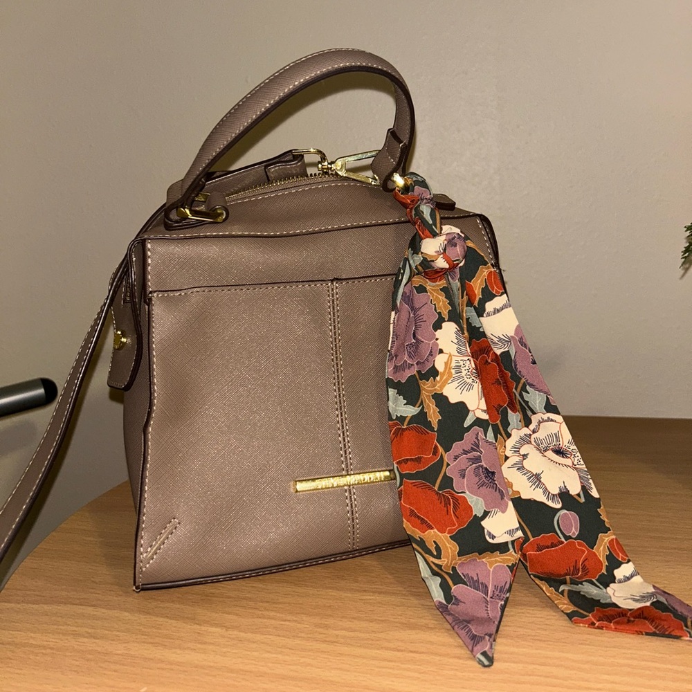 Steve Madden purse